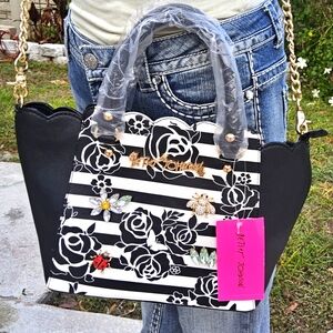 NWT RARE 🦋BLACK n WHITE BETSEY JOHNSON ROSE n RHINESTONE "GLAM GARDEN" SATCHEL